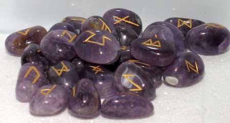 (image for) Amethyst rune set